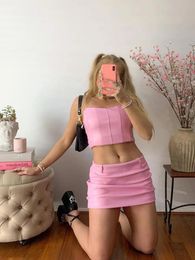 T-Shirt High Quality Summer Bodycon Top Women Fishbone Lined Mini Pink PU Leather Top Sexy Crop Top Fashion Lady Clubwear Party 24cm