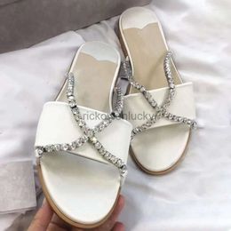 JC Jimmynessity Choo Quality Flat High Highquality Slippers Cross Rhinestone Chain for Women Designer Summer 2023 Open Toe Beach Shoes Ladies Black Pantuflas White