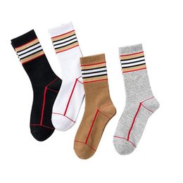 Mens Socks Name Designer Men Crew Hip Hop Stripe Sock Woman Wholesale Drop Fashion Delivery Dhcjs