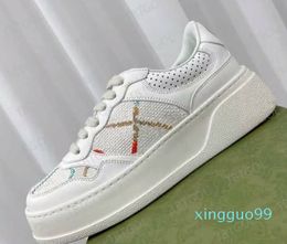 Designer Women Lace Up Sneaker Retro Embossed Fashion Leather Platform Sneaker Multicolored Genuine Embroidery Classic Casual Outdoor