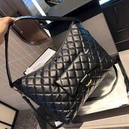 Airport Bag Designer Women Shoulder Bag 37cm Leather Diamond Plaid Gold Hardware Metal Clasp Luxury Handbag Crossbody Bag Underarm Bag Travel Shopping Bags Sacoche