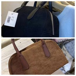 Pure color simple large capacity luxury handbags for women New fashion trend Dinner bag Faux suede hand bags FMT-4256
