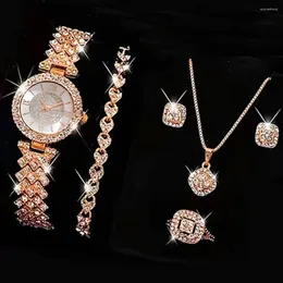 Wristwatches Wristwatch Jewellery Set Exquisite Women's Quartz Watch With Rhinestone Decor High Accuracy Wrist Decoration Stainless