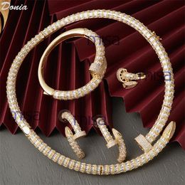 Donia gioielli grande chiodo rame micro intarsiato zircone collana anello braccialetto orecchini quattro set accessori designer set256H