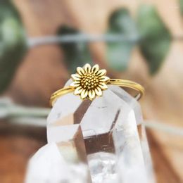Wedding Rings Vintage Daisy Flower For Women Girls Engagement Ring Cute Female Jewellery Gift Bague