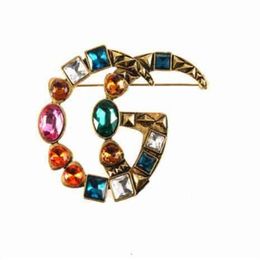 Luxury Design Letters Brooches Corsage Colourful Geometry Gemstone Corsage Brooch Pin For Women Suit Lapel Pins Jewellery Fast Shippi254z