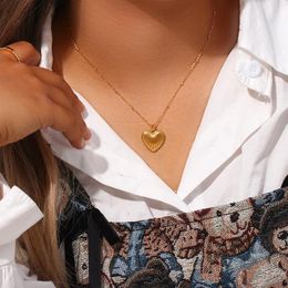 Pendant Necklaces Vintage Personality Heart Necklace For Women Charm Gold Color Stainless Steel Choker Chain Wedding Bride Jewelry Gift