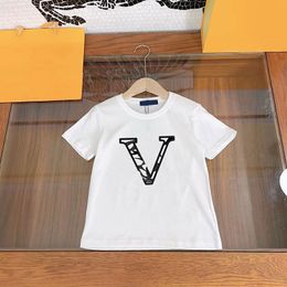 Designer Girls Boys Shirts Kids Summer 100% Cotton T-shirts Children Luxury Triangle Pattern Tees Baby Outwear Clothing Babies Short Sleeve esskids CXD2312301