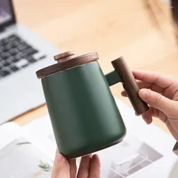 Mugs 1pc Chinese Style Creative High Temperature Resistance Tea Mug Ceramic Home Office Equipped With Stainless Steel Walnut Cover