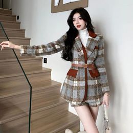 Women's Two Piece Pants High Quality Women Autumn Winter Plaid 2 Set Tweed Wool Thick Warm Jackt Outwear Belt Waist Short Sets