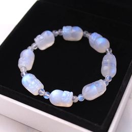 Bracelets Natural Blue Light Moonstone Clear Pi Xiu Beads Bracelet Bangles 10x8mm Stretch Women Men Crystal Fashion Stone AAAAA