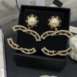 Chandelier Dangle Chandelier Fashion Pearl Earrings Designer Diamond Channel Letter Stud Earring Women Wedding Jewellery Engagement Earrings Wh