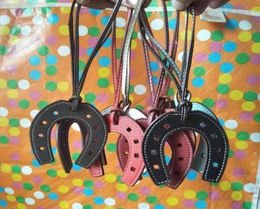 Keychains Horsehoe Hoof Horseshoe PU Leather Keychain Handbag Keyring Charm Women Bag Accessories Pendant J18417783338