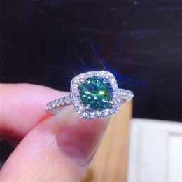 2CT Wedding Rings Luxury Jewelry 925 Sterling Silver Fill Round Cut Emerald Pave White Sapphire CZ Diamond Gemstones Women Party O243P