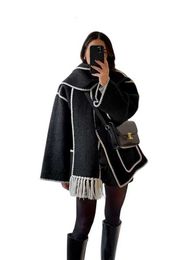 Women's Jacket's Wool Blends Contrast Single Breasted Women Coat with Scarf Long Sleeve Oversized Loose Tassles Jacket Autumn