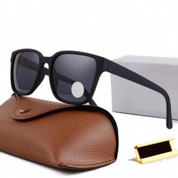 Luxury sunglasses Classic Designer Polarised glasses Men's and women's Outdoor Driving Sunglasses UV400 Glasses Sunglasses Metal frame lens
