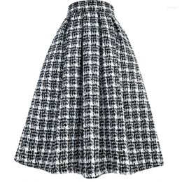 Skirts 2023 Winter Vintage Elegant Women Black White Plaid High Waist Pleated Circle Woollen Skirt With Pockets Thick Cold Resistant