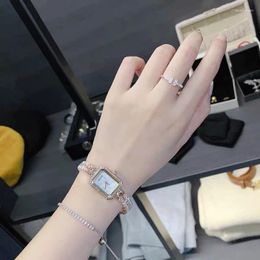 Wristwatches Pearl Bracelet Women's Watch Light Luxury Shi Ying Fashion Elegant White Fritillaria Gift Women