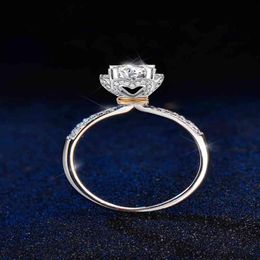 Holding flowers Style 925 Sterling Silver Moissanite Wedding Party Anniversary Ring For WomenPass Diamond Test Round185Y