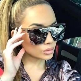 Sunglasses Vintage Oversized One Piece For Women Men Fashion Flat Top Big Black Frame Shades Retro Driving Eyewear UV400 SG174