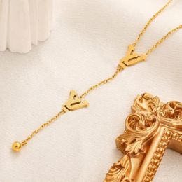 Necklaces Fashion Pendant Necklace 18K Gold Plated Luxury Brand Designer Pendants Necklaces Stainless Steel Letter Choker Beads Chain Jewelr