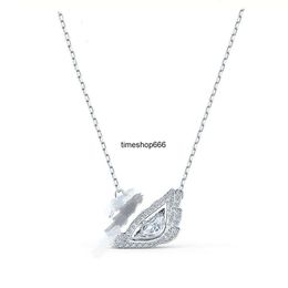 Colar de diamante feminino da moda, colar de cisne de ouro 14K com pingente de diamante, colar de designer estilo INS, joias de presente emocional para mulheres expressarem seu amor