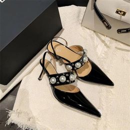 Sandals Slip-On Pearl Decoration Pumps Sandalias Patent Leather Zapatillas Fashion Sapatos Feminino Summer Heels