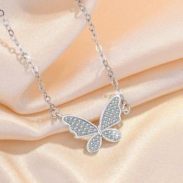 Pendant Necklaces Fahion Lady Zircon Butterfly Necklace For Women Jewellery Clavicle Girlfriend Valentines Day Gift Collares