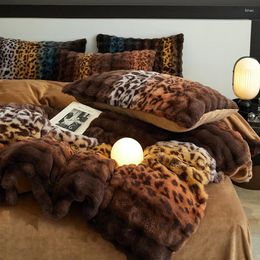 Bedding Sets Leopard Print Milk Fleece Plush Thickened Winter Warm Four-piece Gradient Quilt Cover Sheet Blanket Set