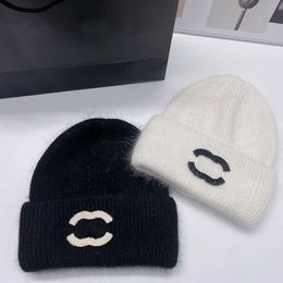 Fashion designer Beanhat Men's Autumn/Winter Hat Ladies 2023 New knitted wool hat Luxury knitted Beanhat Official website version 1:1 Craft hat girls Boys