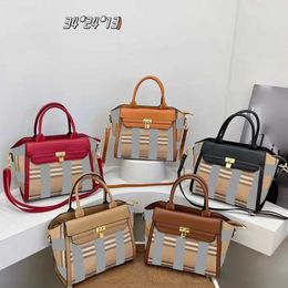 Designers Bags Women Totes Shoulder Bag Striped Design Large Capacity Messenger Bags Classic Fashion Handbag Lady Handbags Purse Tote Bag