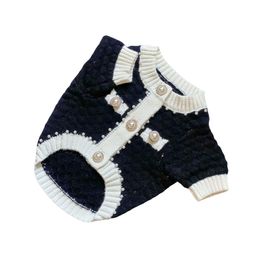 Sweaters Pet Clothes Autumn Winter Medium Small Dog Knitted Sweater Designer Cardigan Jewelry Decoration Kitten Puppy Coat Poodle