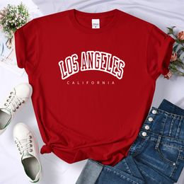 Kadın T-Shirt Los Angeles California Komik Mektup Baskı Bayan T-Shirt Sokak Nefes Kısa Kollu Moda Rahat Giysiler Yaz Tişörtleri 230630