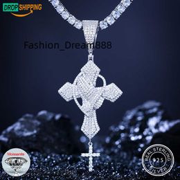 Dropshipping Hip Hop Jewellery 925 Sterling Silver VVS Moissanite Diamond Iced Out Cross Pray Hand Pendant With GRA Certificate