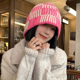 Japan Pink Plaid Knit Wool Cap Ladies Autumn Winter Wear Big Head Round Show Face Small Knitted Bucket Fisherman Hat for Women