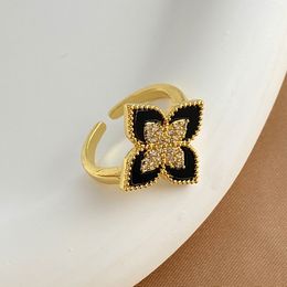 Girls' Sweet Four Leaf Flower Micro Inlaid Zircon Ring, Women's New Light Luxury High Grade Titanium Steel Finger Ring, Party Wedding