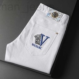 Men's Jeans Designer Light Fashion Brand Summer Denim Shorts White Men's Wash Embroidered Korean Version Cropped Pants Thin Versatile PDYY