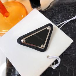 Designer Letter Leather Brooches Triangle Brooch Pins Men Broche Fashion designers Jewelry for women Hats Clothes Bag Accessories Gift G5