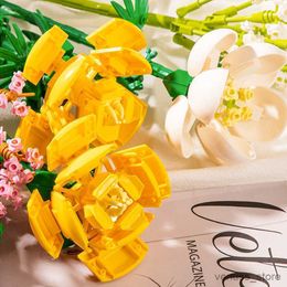 Blocks Romantic Bouquet Rose Flowers Building Blocks Ideas Home Furnishings Toys for Children Adult R230701