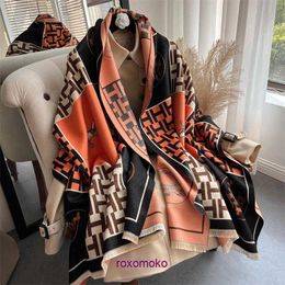 Fashion H Home womens scarves for winter and autumn 2023 New Autumn Winter Letter Scarf Womens Imitation Cashmere Shawl ins Thickened Long Double Sided Outer La XPPN