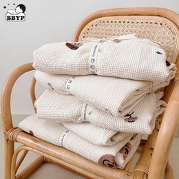 sets Cartoon Embroidery Baby Blanket Organic Cotton Waffle Blankets Infant Nap Cover Newborn Bedding Soft Stroller Baby Comforter