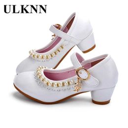 Sneakers ULKNN Kids Shoes Girls Sandals Ruffles Pink White Fille Shoes Pearl Soft Leather Female Sandal Children Princess Dress ShoesHKD230701