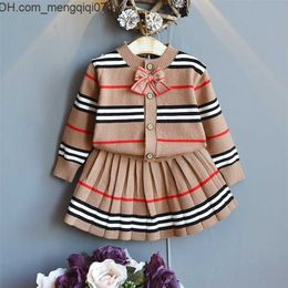 Clothing Sets Clothing Sets Baby Girl Clothes Set Autumn Winter Fashion Striped Sweater Suit Cute Bow Knitted Twopiece 37 Years Kids Clothing 220928 Z230701