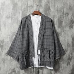 Men's Kimono Japanese Traditional Style Coat Cardigan Casual Loose Haori Retro Plaid Samurai Jacket Asian Clothing Yukata Eth260U