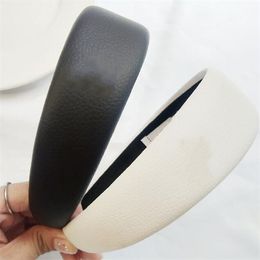 Designer girl solid color gift hair accessories wide-brimmed leather vintage headdress classic brand hair band size C