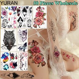 Temporary Tattoos YURAN 50 Pieces Wholesale Flash Body Art Tattoo Temporary Watercolour Flower Wolf Tatoo For Men Women Arm Leg Fake Tattoo Sticker 230701