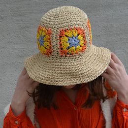 New Crochet Daisy Flowers Bucket Hat Women Summer Hollow Beach Hat Woman Travel Fisherman Hats Ventilation Foldable Sun Hat