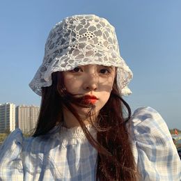 Women's Korean Version of The Face Small Lace Flower Fisherman Hat Hollow Breathable Sunshade Hat Outdoor Travel Beach Hat Women