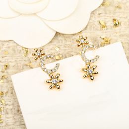 2023 Luxury quality charm drop earring with diamond in 18k gold plated have stamp Flower shape PS7259B
