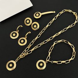 Enamel Black Resin Beauty Head Embellishment Maze thick chain Necklace Bracelet Hairpin Earring Ring Brass Banshee Luxury Clavicular Neckchai Jewellery XMS2K09